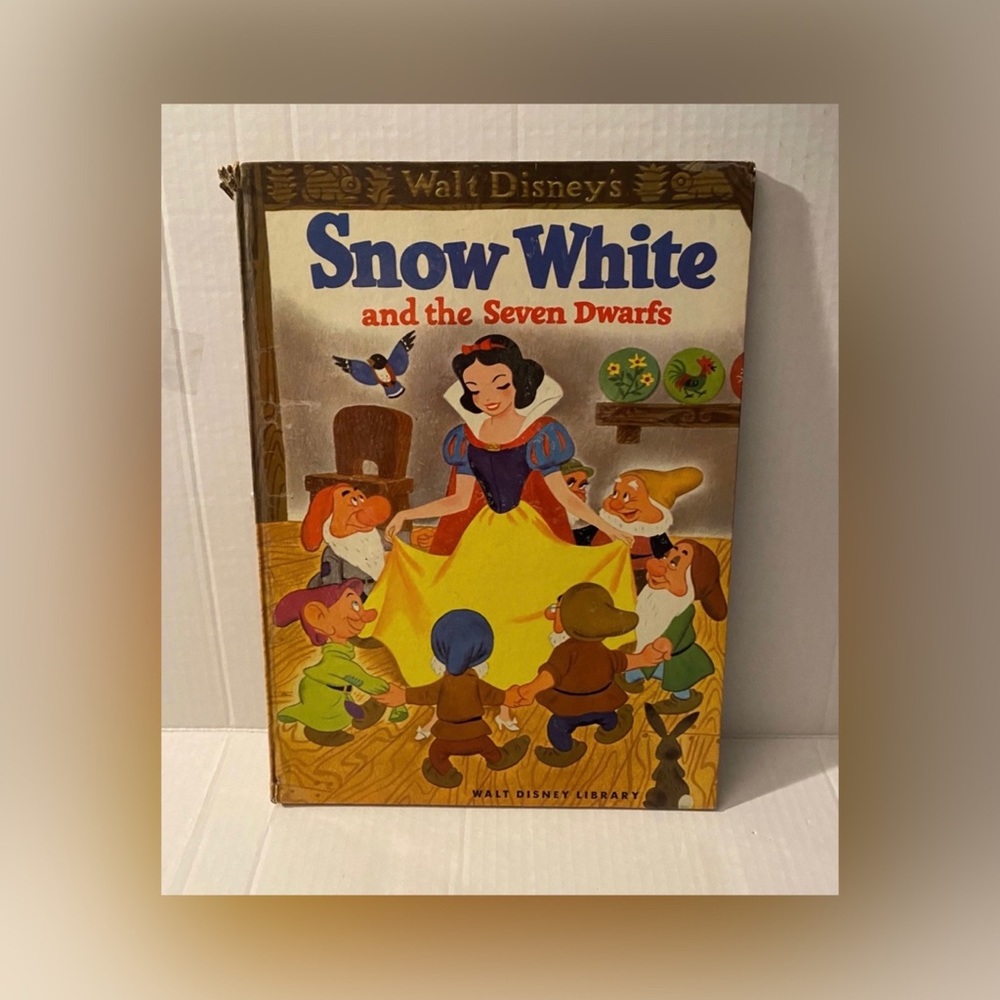 1950's Hardcover Disney's Snow White Golden
Book - Original